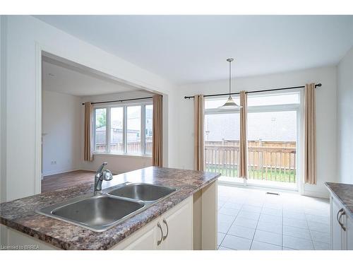 32 Oldham Avenue, Paris, ON - Indoor Photo Showing Kitchen With Double Sink