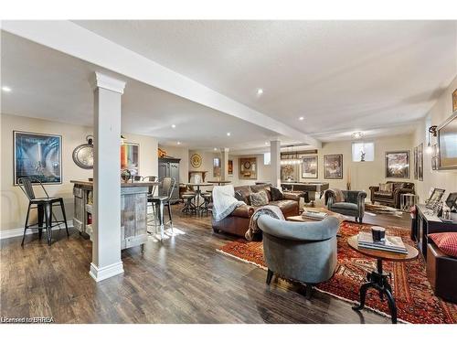 14 Wingrove Woods, Brantford, ON - Indoor Photo Showing Living Room
