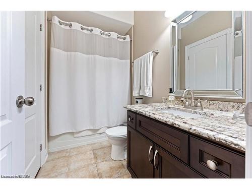 14 Wingrove Woods, Brantford, ON - Indoor Photo Showing Bathroom