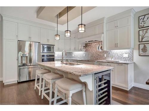 18-158 Willow Street, Paris, ON - Indoor Photo Showing Kitchen With Upgraded Kitchen