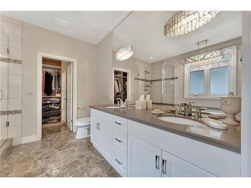 18-158 Willow Street, Paris, ON - Indoor Photo Showing Bathroom