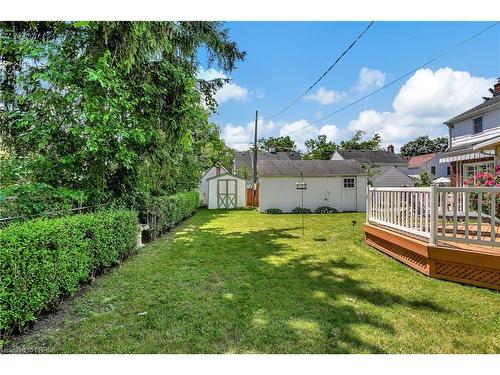 140 Parkside Drive, Brantford, ON - Outdoor With Backyard