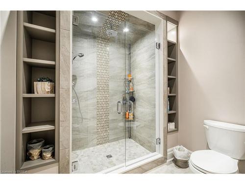 49 Ruijs Boulevard, Brantford, ON - Indoor Photo Showing Bathroom