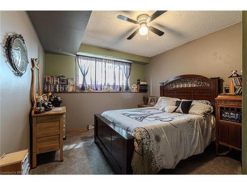 3 Cedar Street, Paris, ON - Indoor Photo Showing Bedroom