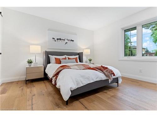 166 St George Street, Brantford, ON - Indoor Photo Showing Bedroom