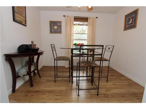 58-235 Ferguson Avenue, Cambridge, ON - Indoor Photo Showing Dining Room