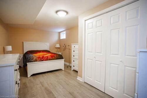 466 Queen Street S, Simcoe, ON - Indoor Photo Showing Bedroom