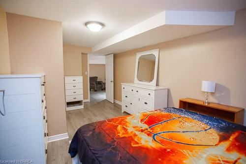 466 Queen Street S, Simcoe, ON - Indoor Photo Showing Bedroom