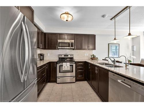 180 Thomas Avenue, Brantford, ON - Indoor Photo Showing Kitchen With Double Sink With Upgraded Kitchen