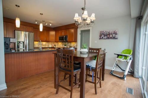 142 Blackburn Drive, Brantford, ON - Indoor Photo Showing Dining Room