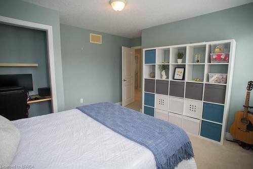 142 Blackburn Drive, Brantford, ON - Indoor Photo Showing Other Room