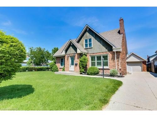 54 Franklin Street, Brantford, ON - Outdoor With Facade