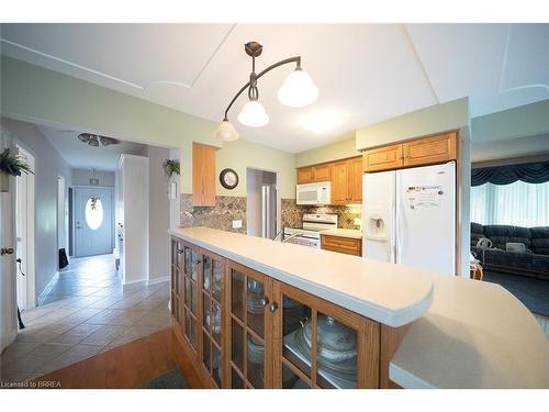 20 Allwood Street, Brantford, ON - Indoor Photo Showing Kitchen