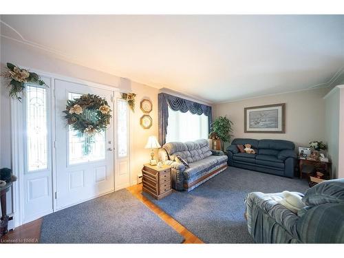 20 Allwood Street, Brantford, ON - Indoor Photo Showing Living Room