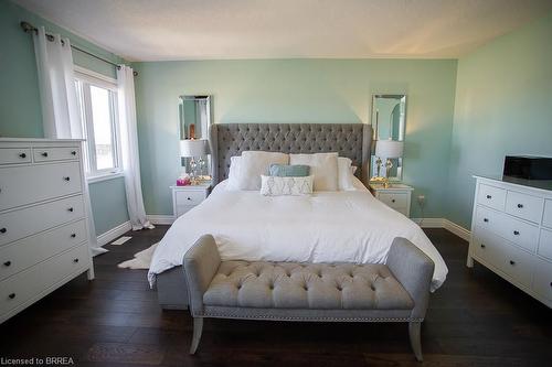 113 Munro Circle, Brantford, ON - Indoor Photo Showing Bedroom