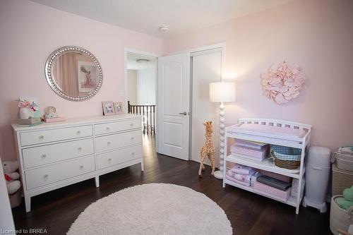 113 Munro Circle, Brantford, ON - Indoor Photo Showing Bedroom