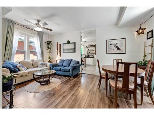 180 Marlborough Street, Brantford, ON - Indoor Photo Showing Living Room