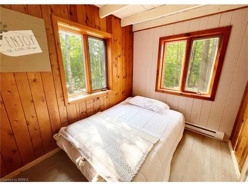 30 Elgin Street, Tobermory, ON - Indoor Photo Showing Bedroom