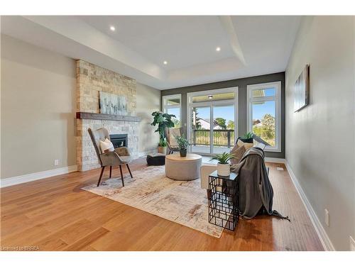 101 Craddock Boulevard, Jarvis, ON - Indoor Photo Showing Living Room With Fireplace