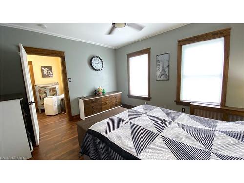 41 Capron Street, Paris, ON - Indoor Photo Showing Bedroom