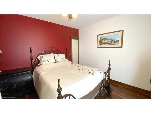 41 Capron Street, Paris, ON - Indoor Photo Showing Bedroom