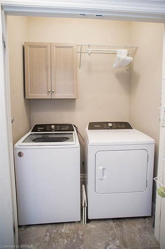 6-158 Willow Street, Paris, ON - Indoor Photo Showing Laundry Room