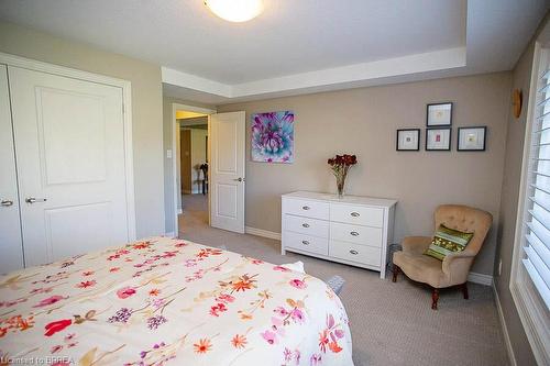 6-158 Willow Street, Paris, ON - Indoor Photo Showing Bedroom