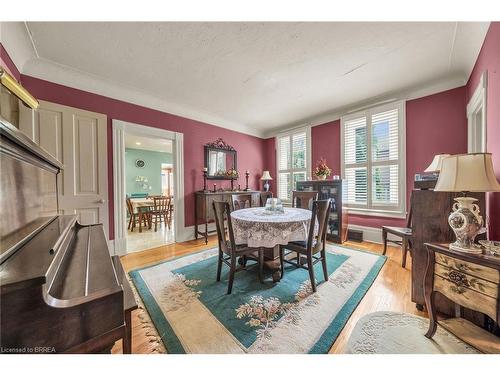 13 Philip Street, Brantford, ON - Indoor Photo Showing Dining Room