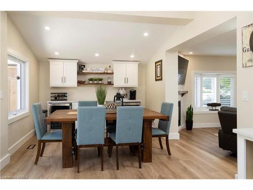 16 Church Street W, Scotland, ON - Indoor Photo Showing Dining Room