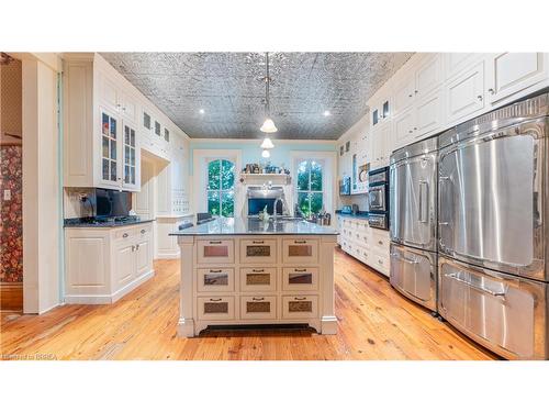 61 King Street N, Oakland, ON - Indoor Photo Showing Kitchen