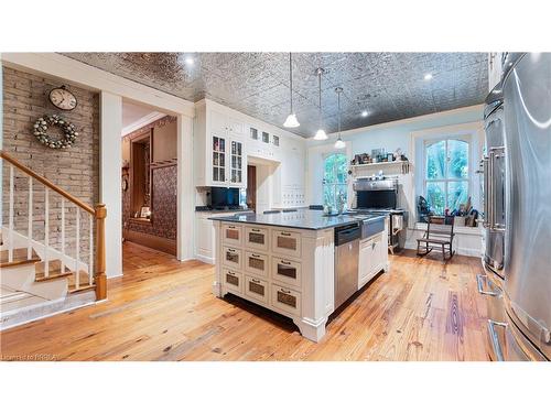 61 King Street N, Oakland, ON - Indoor Photo Showing Kitchen