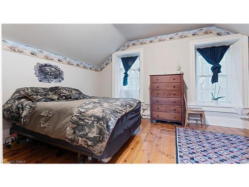 61 King Street N, Oakland, ON - Indoor Photo Showing Bedroom