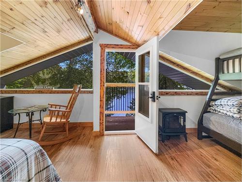 31 Fowke Lake Road, Lount, ON - Indoor Photo Showing Bedroom