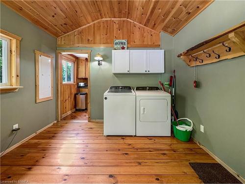 31 Fowke Lake Road, Lount, ON - Indoor Photo Showing Laundry Room