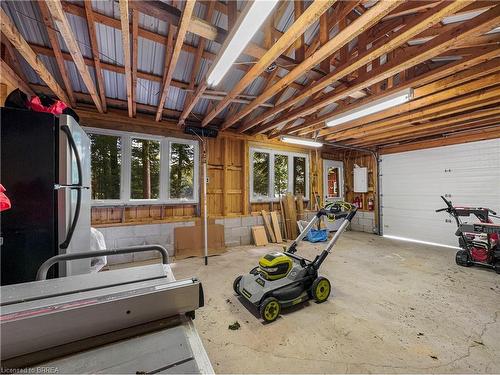 31 Fowke Lake Road, Lount, ON - Indoor Photo Showing Garage