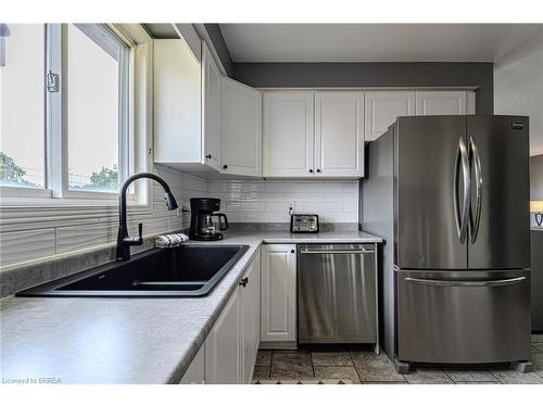 577 Grey Street, Brantford, ON - Indoor Photo Showing Kitchen With Stainless Steel Kitchen With Double Sink