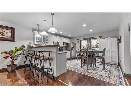 45 Brewster Way, Brantford, ON - Indoor Photo Showing Dining Room