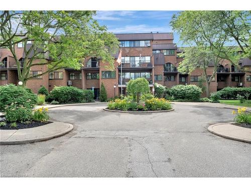 328-36 Hayhurst Road, Brantford, ON - Outdoor With Balcony With Facade