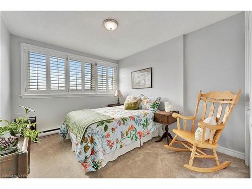 328-36 Hayhurst Road, Brantford, ON - Indoor Photo Showing Bedroom