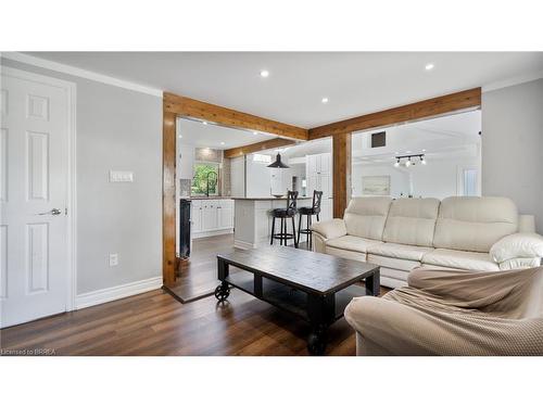 183 Blue Water Parkway, Selkirk, ON - Indoor Photo Showing Living Room