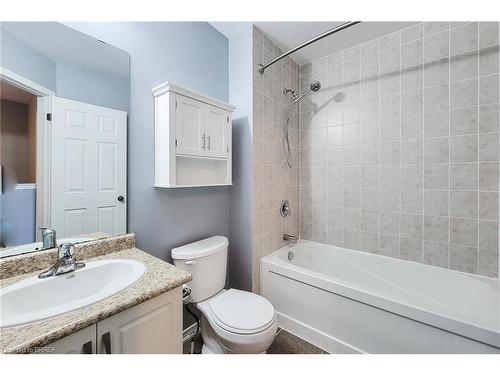 97 Bisset Avenue, Brantford, ON - Indoor Photo Showing Bathroom