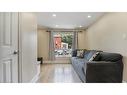 33 Highland Avenue, Hamilton, ON  - Indoor Photo Showing Living Room 