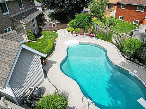 15 Pinto Court, Brantford, ON - Outdoor With In Ground Pool