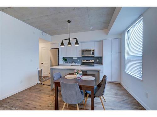 206-7 Erie Avenue, Brantford, ON - Indoor Photo Showing Dining Room