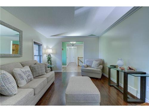 11370 Culloden Road, Aylmer, ON - Indoor Photo Showing Living Room