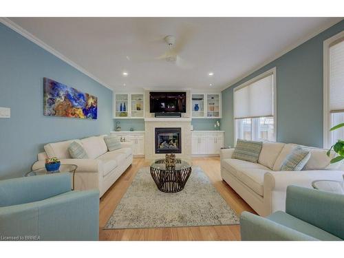 28 Blackfriar Lane, Brantford, ON - Indoor Photo Showing Living Room With Fireplace