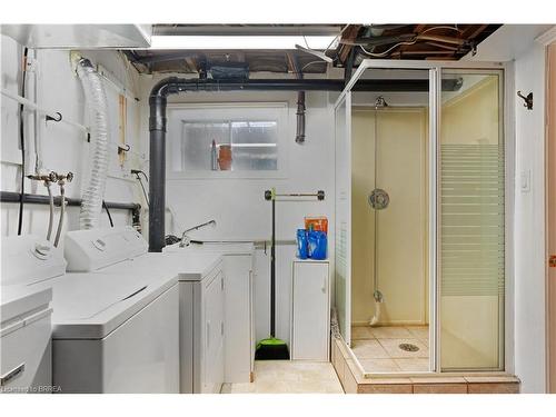 391 Pine Drive, Bancroft, ON - Indoor Photo Showing Laundry Room