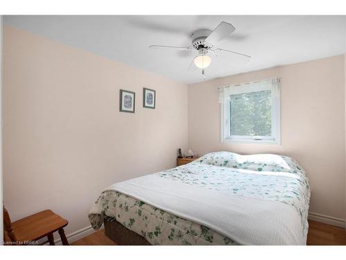 391 Pine Drive, Bancroft, ON - Indoor Photo Showing Bedroom