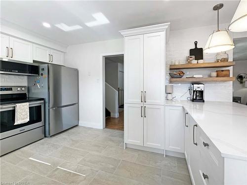 9 Normandy Circle, Simcoe, ON - Indoor Photo Showing Kitchen