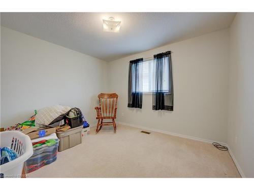 217 Balmoral Drive, Brantford, ON - Indoor Photo Showing Other Room